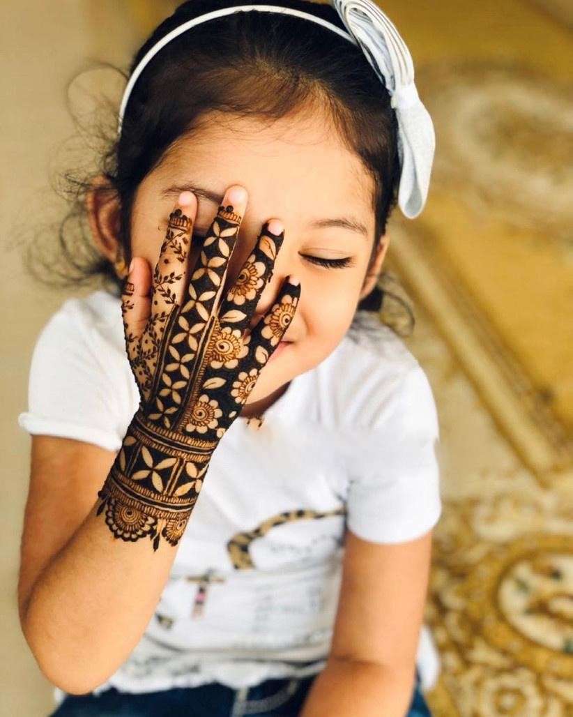 Simple mehndi design for Eid collection | Mehndi designs for beginners,  Mehndi designs for kids, Henna designs easy