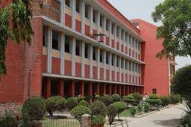 Hansraj College, Delhi 9 Best College For Commerce