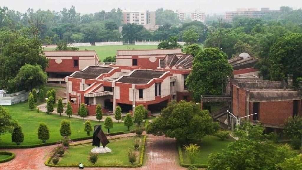 Iit Kanpur